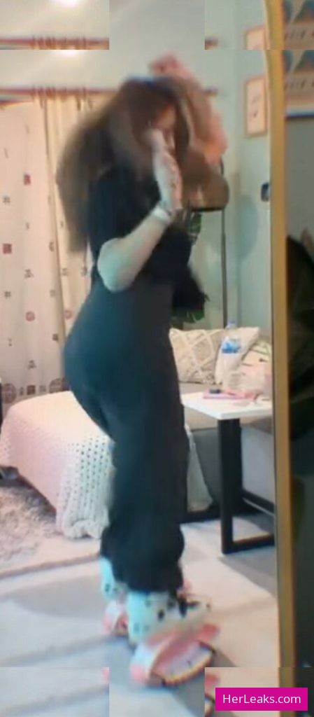 Özge Azunyan - Image 16