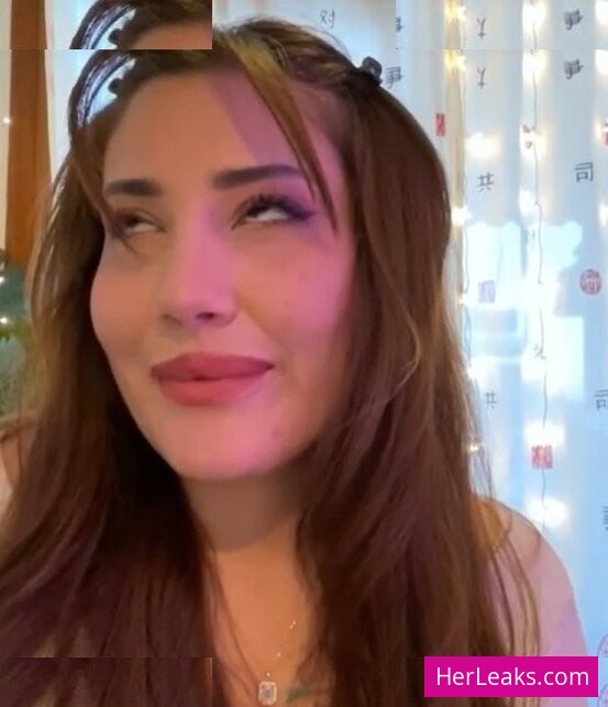 Özge Azunyan - Image 2