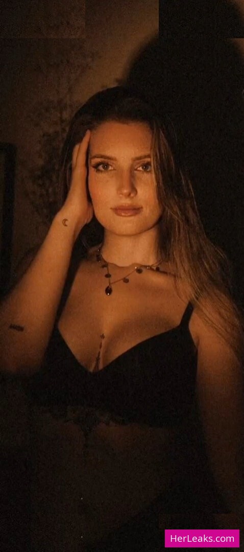 Pauline Caspari - Image 44