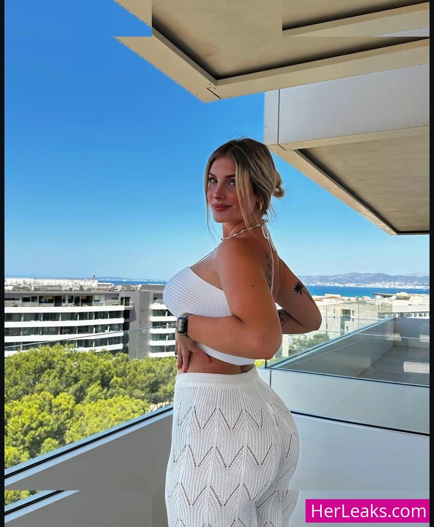 Pauline Caspari - Image 24