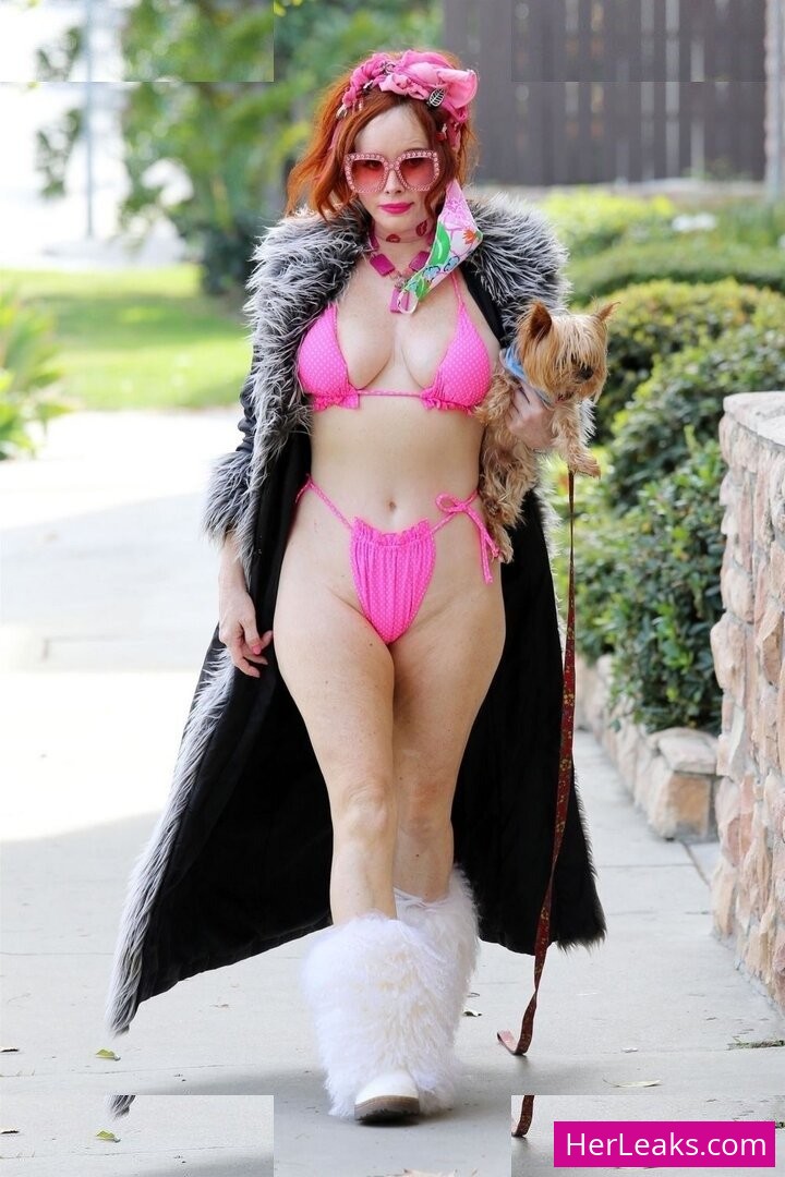 Phoebe Price - Image 294