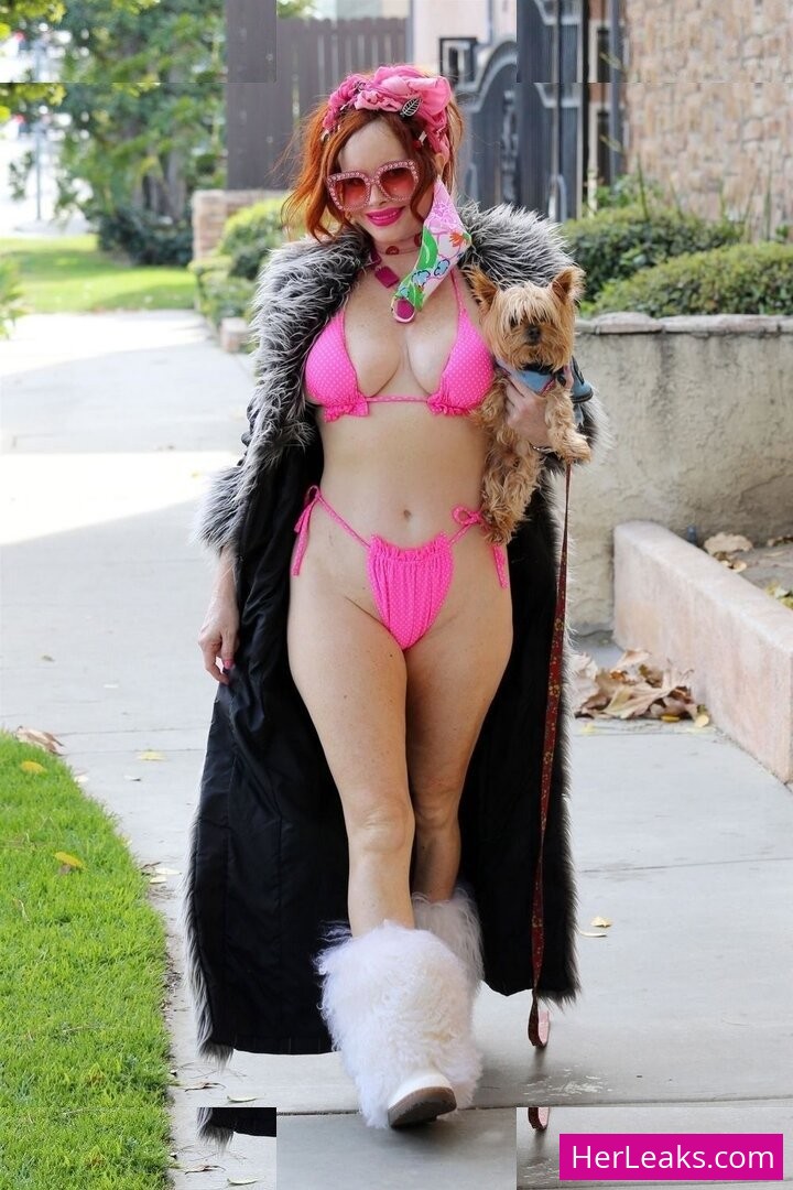 Phoebe Price - Image 290
