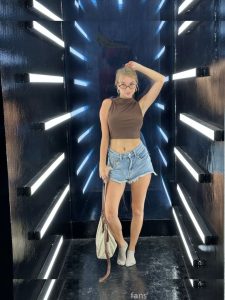 Sandra Sy - Image 19