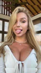 Sandra Sy - Image 18