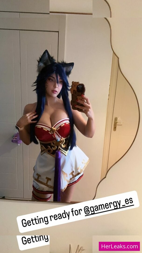 Shermie Cosplay - Image 94