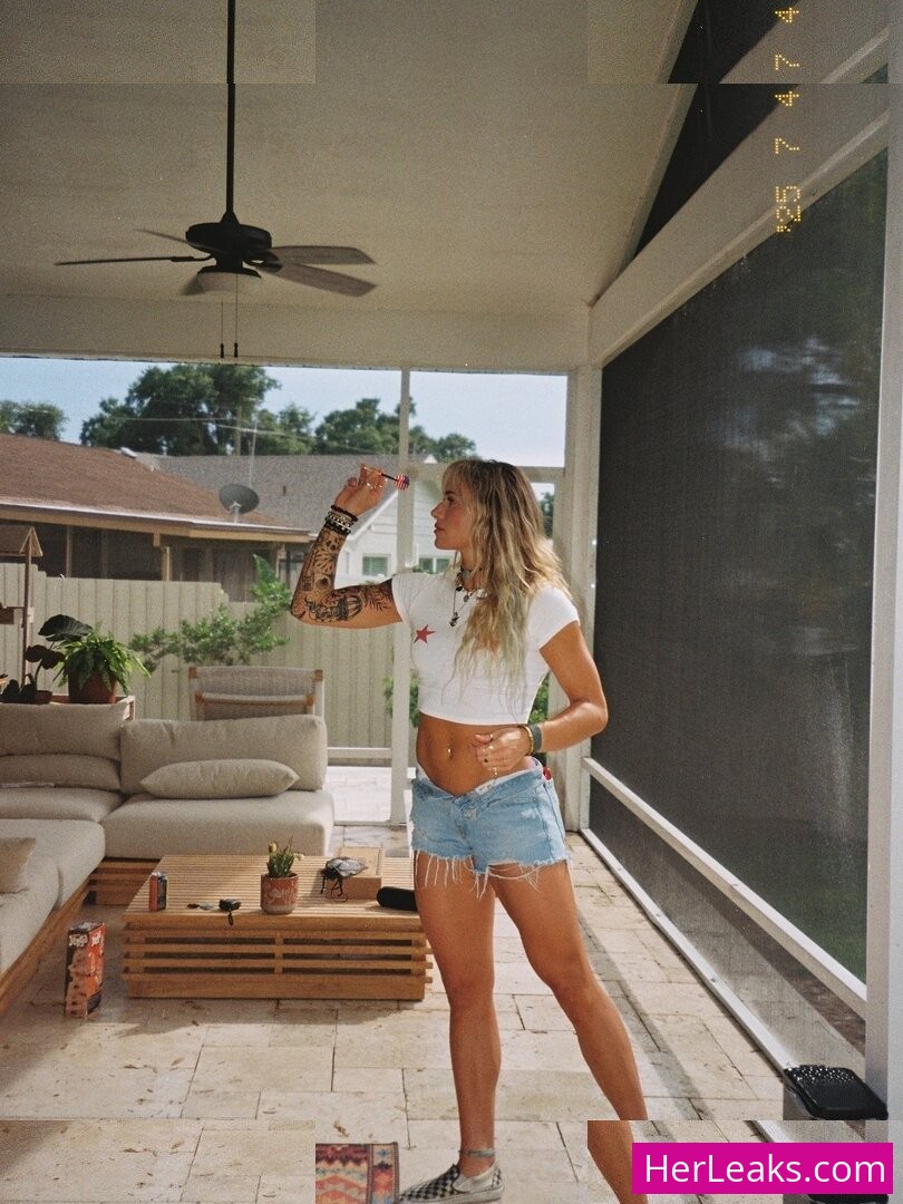 Sol Ruca - Image 182