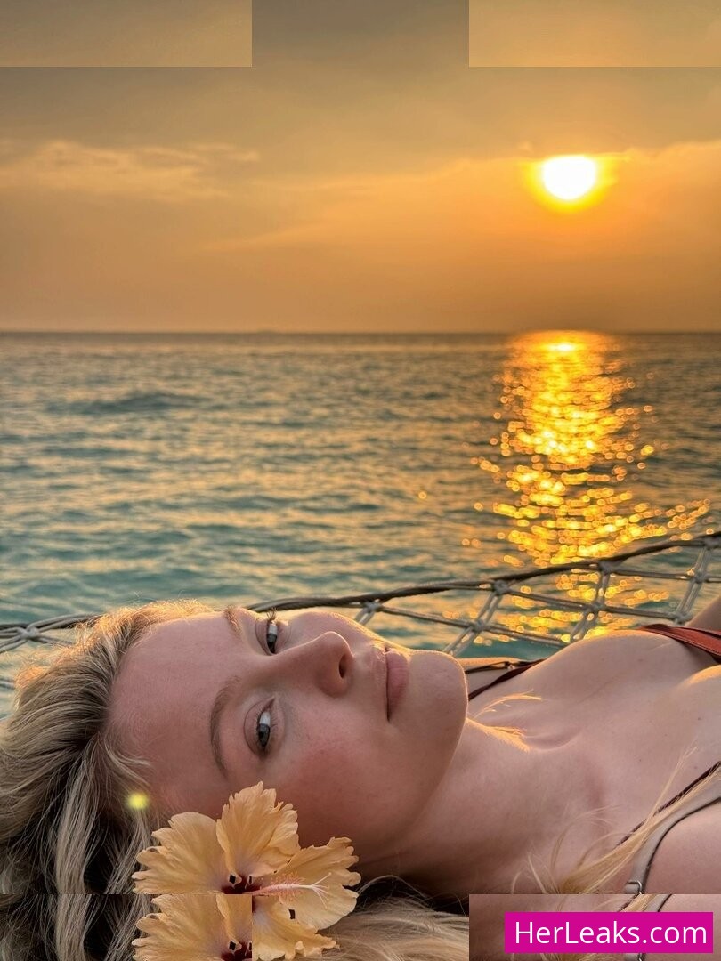 Zara Larsson - Image 293