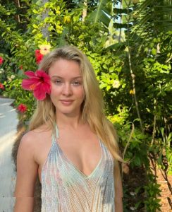 Zara Larsson - Image 497