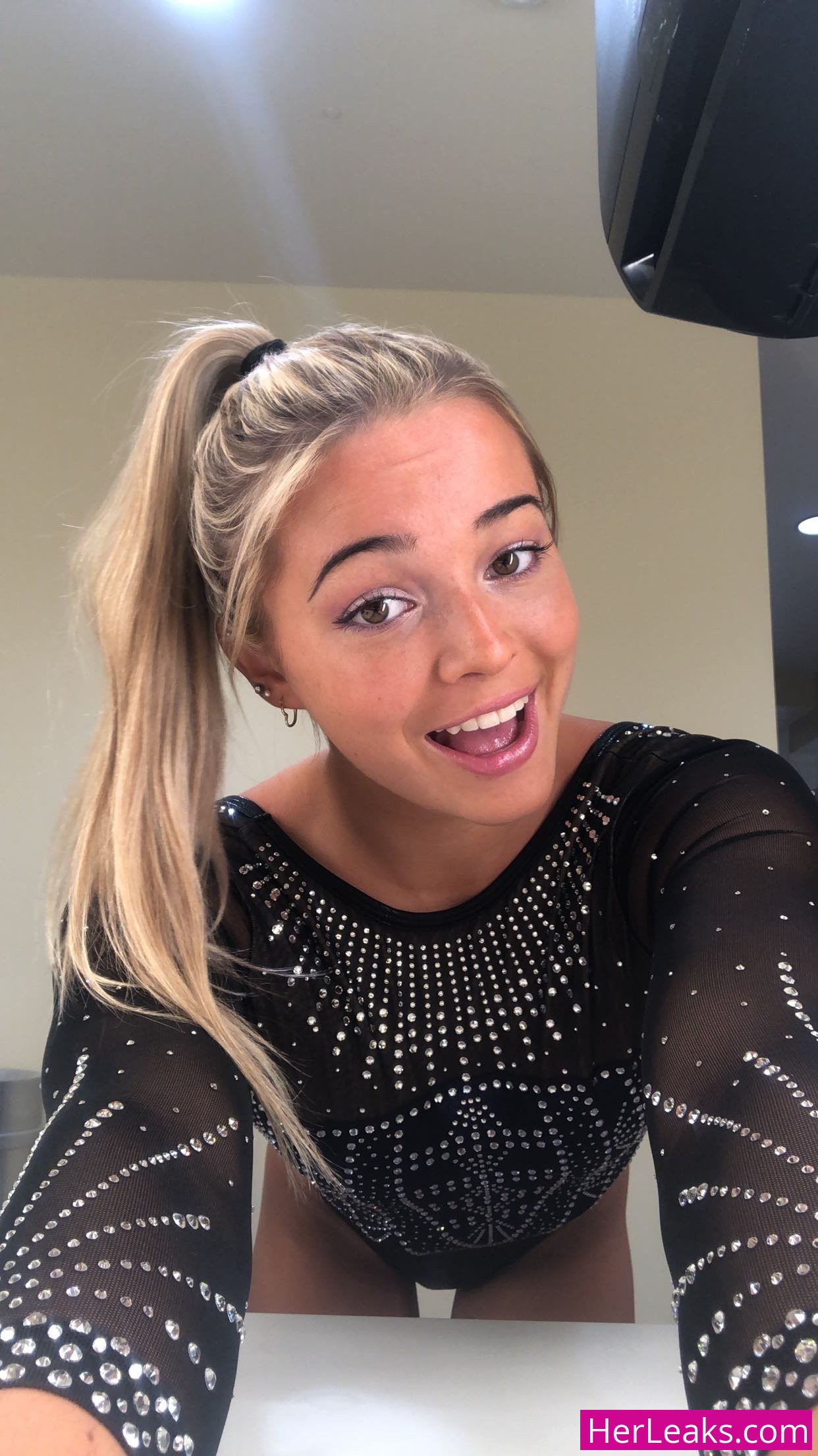 Livvy Dunne - Image 311