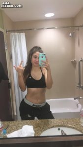 Leana Deeb