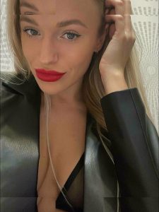 aislinxxxmodel - Image 193