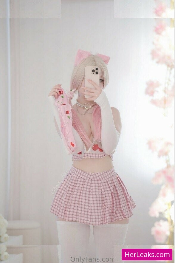 Alina Kim - Image 177