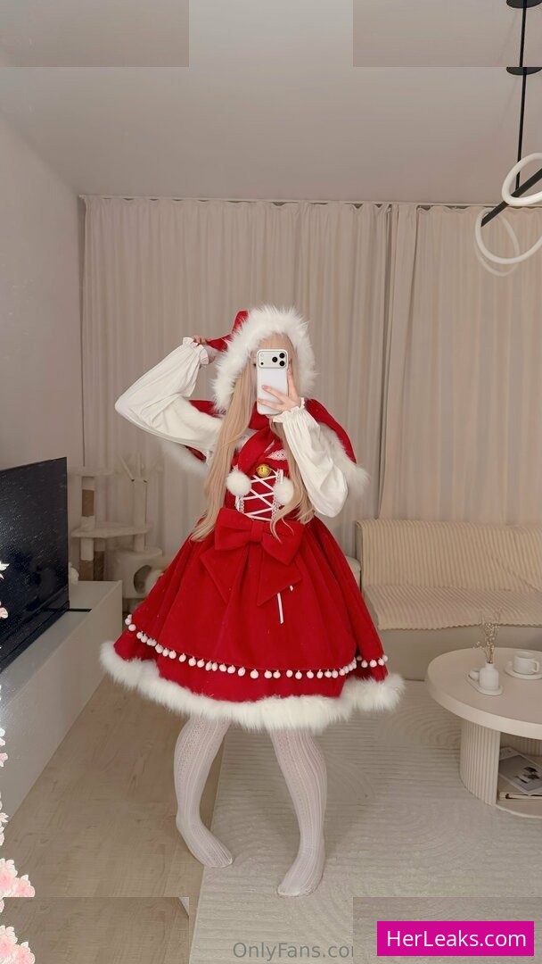 Alina Kim - Image 156