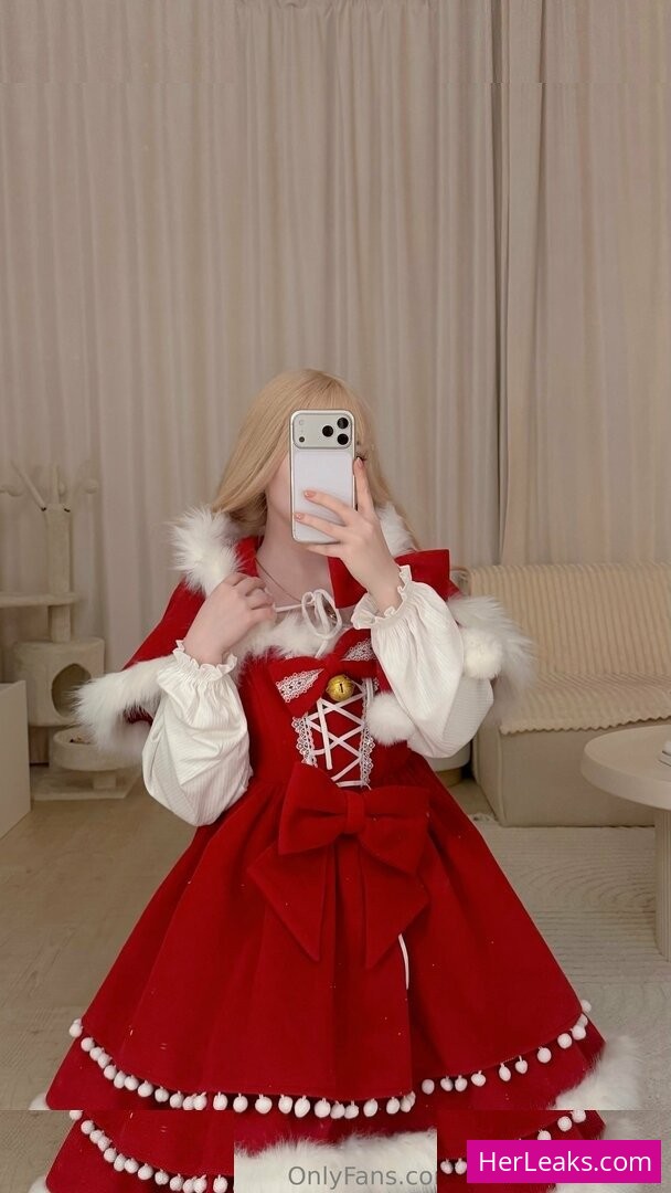 Alina Kim - Image 151