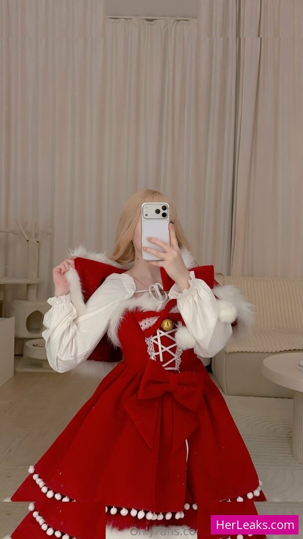 Alina Kim - Image 146