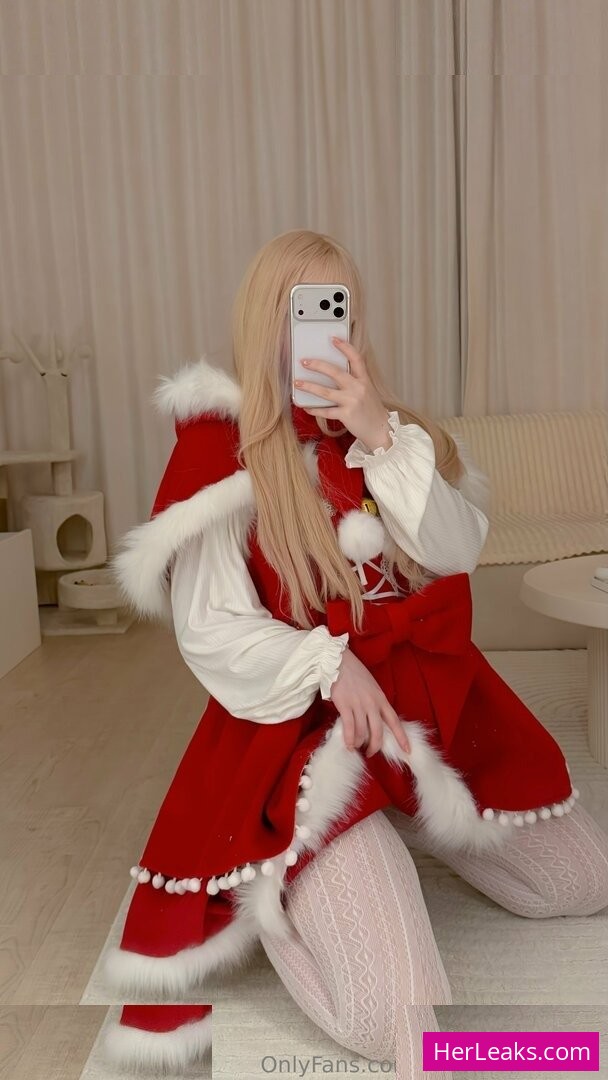 Alina Kim - Image 137