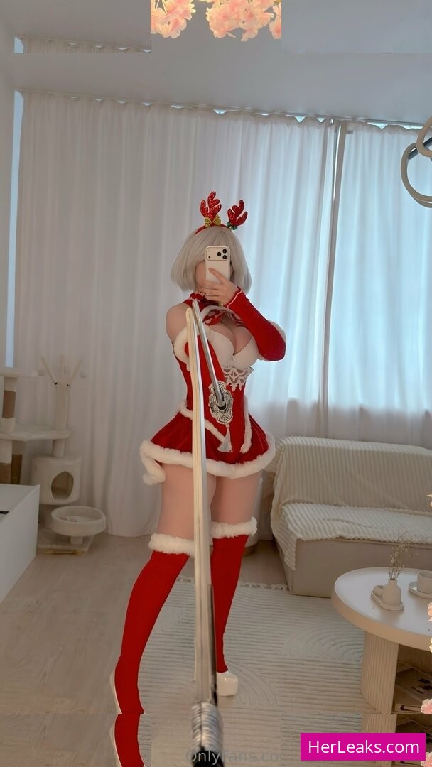 Alina Kim - Image 126