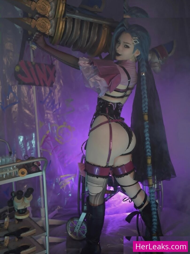 Alina Kim - Image 104
