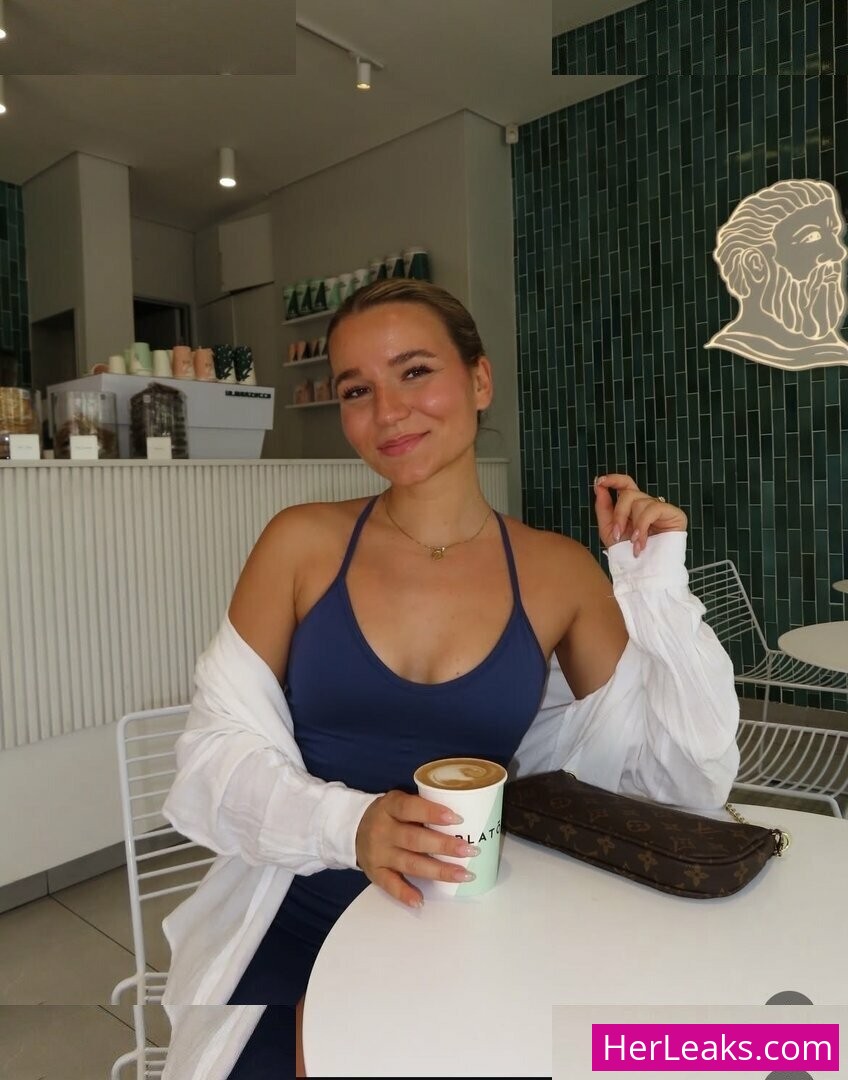 Alina Wachinger - Image 32