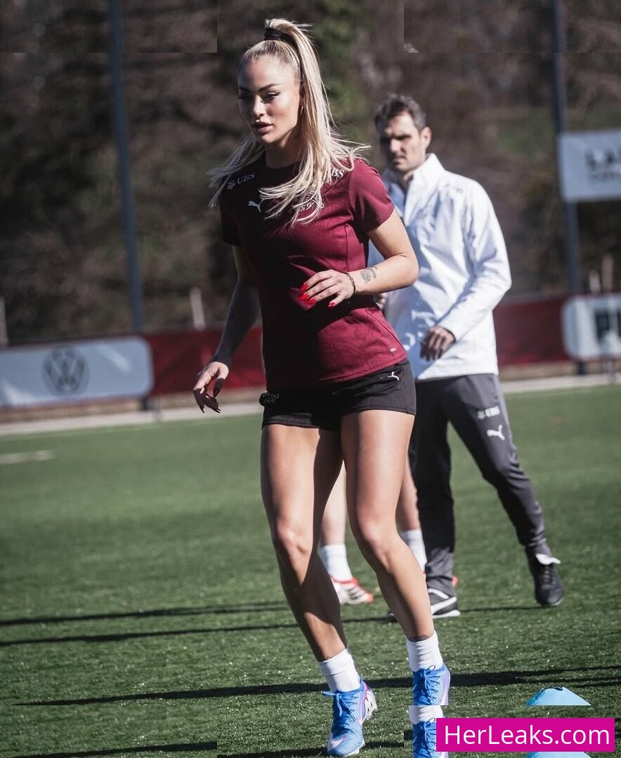 Alisha Lehmann - Image 57