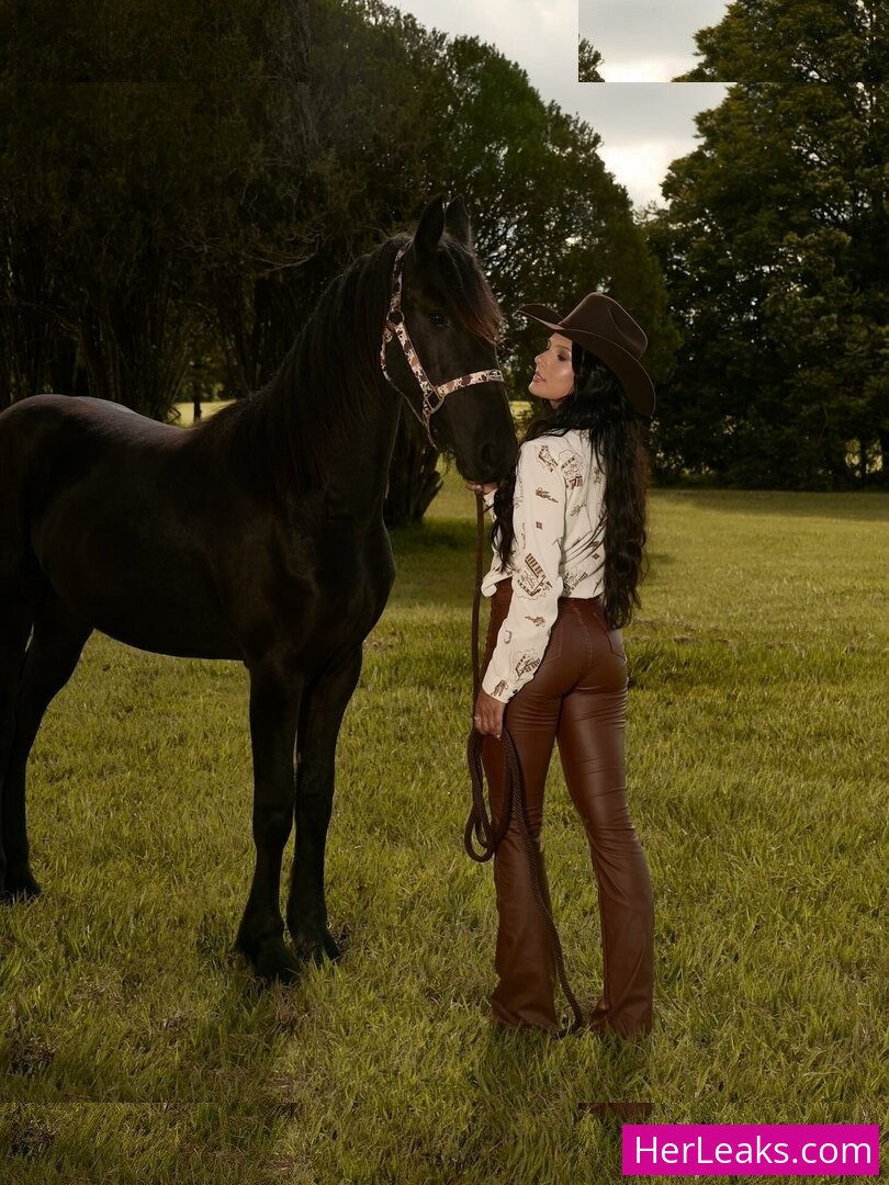 Ana Castela - Image 14