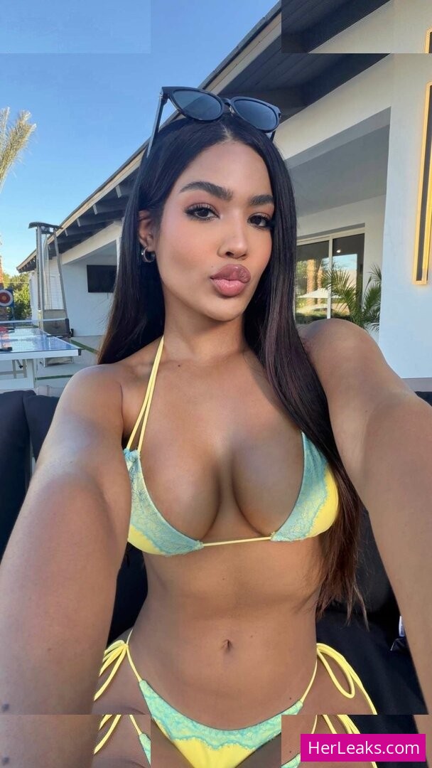 Andreina Santos - Image 24