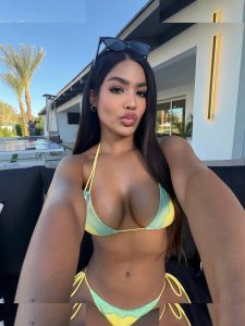 Andreina Santos - Image 23