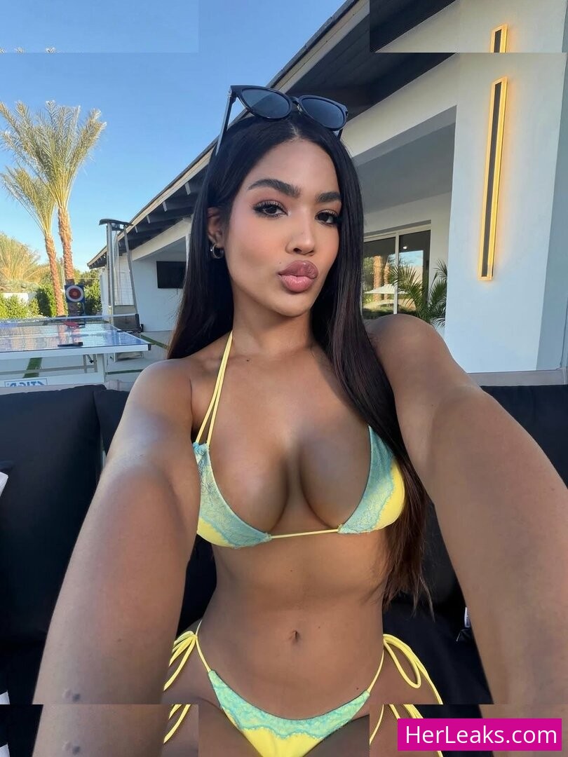 Andreina Santos - Image 23
