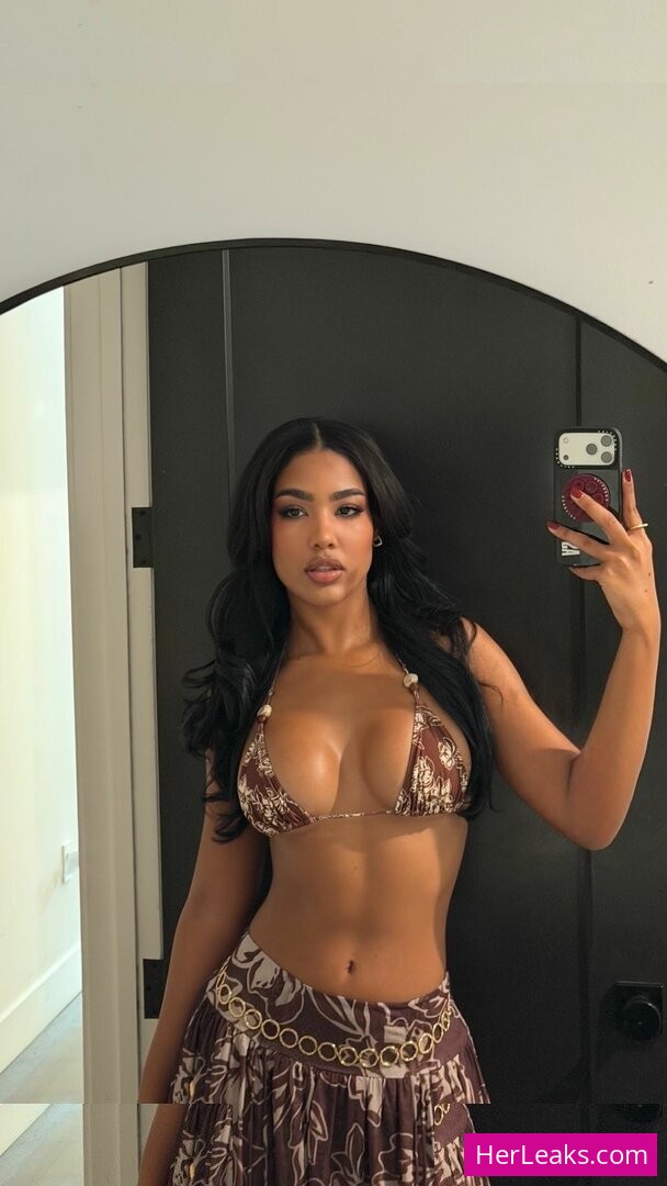 Andreina Santos - Image 14