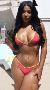Andreina Santos - Image 6