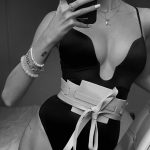 Angelina Texier - Image 18