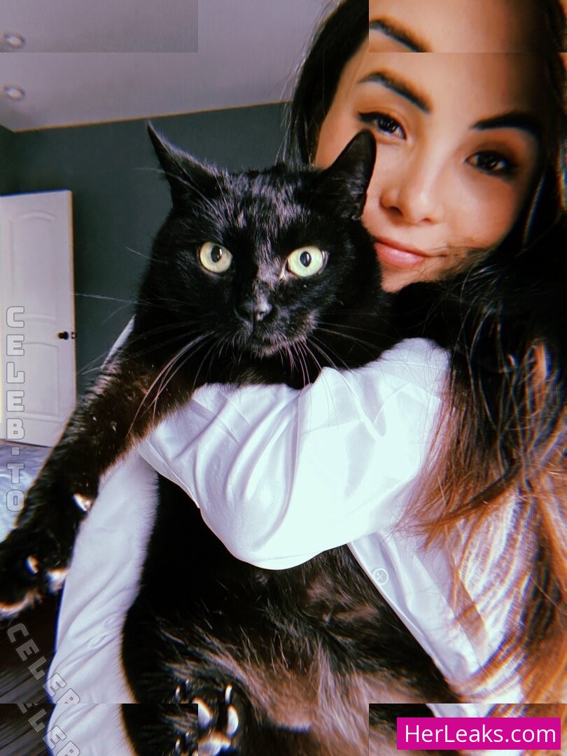 Anna Akana - Image 122