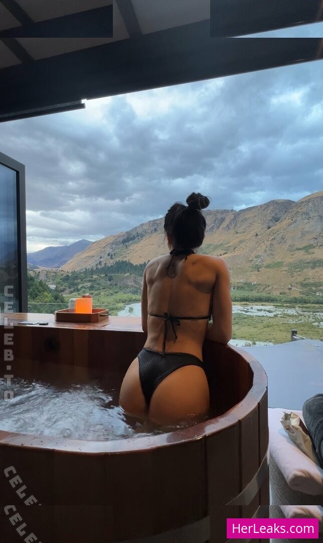 Anna Akana - Image 99