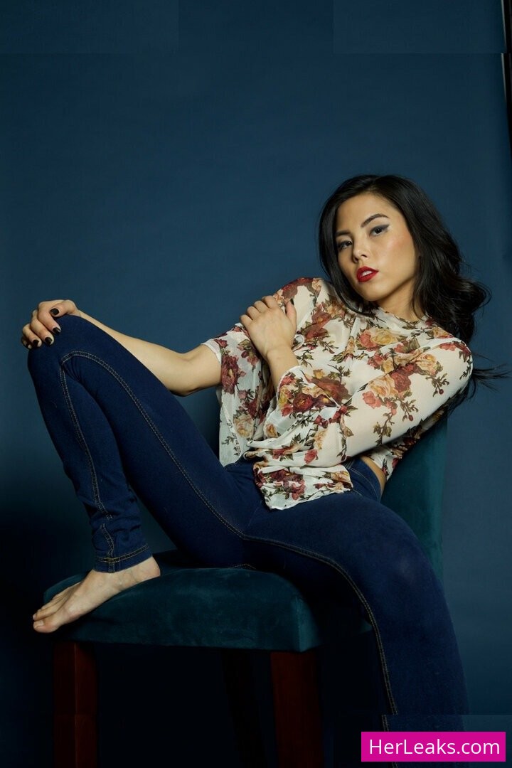 Anna Akana - Image 44