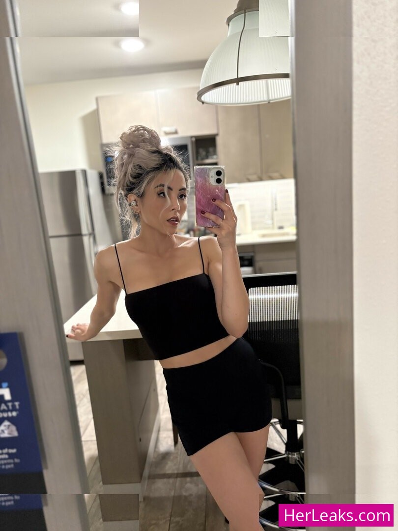 Anna Akana - Image 30