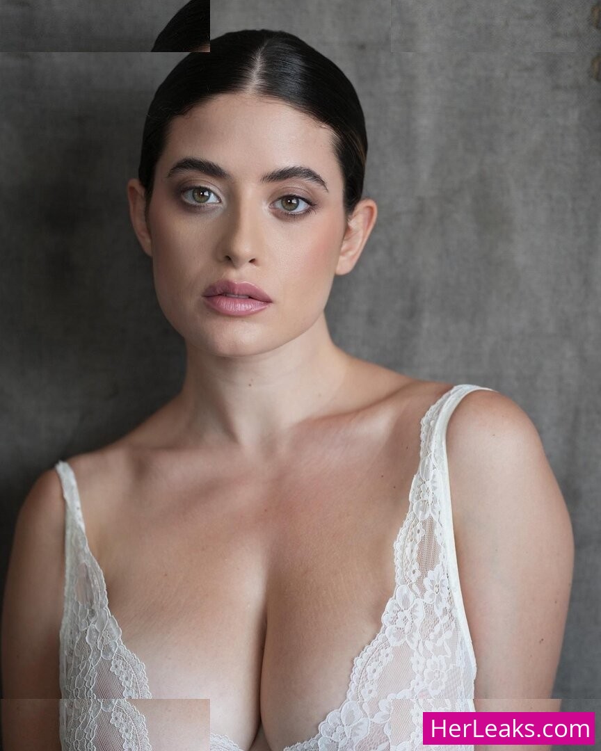 Anna Pittureri - Image 113