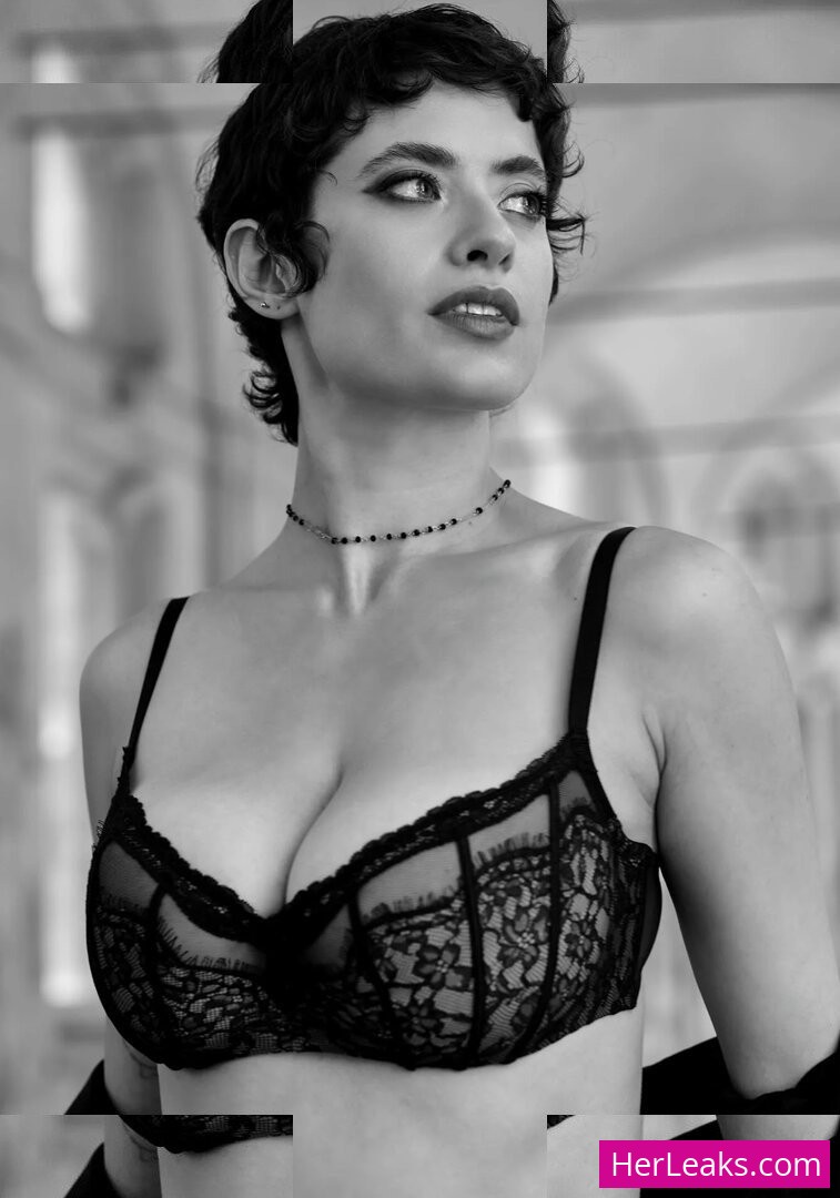 Anna Pittureri - Image 73