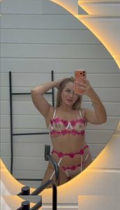 Antonia Valadao - Image 57