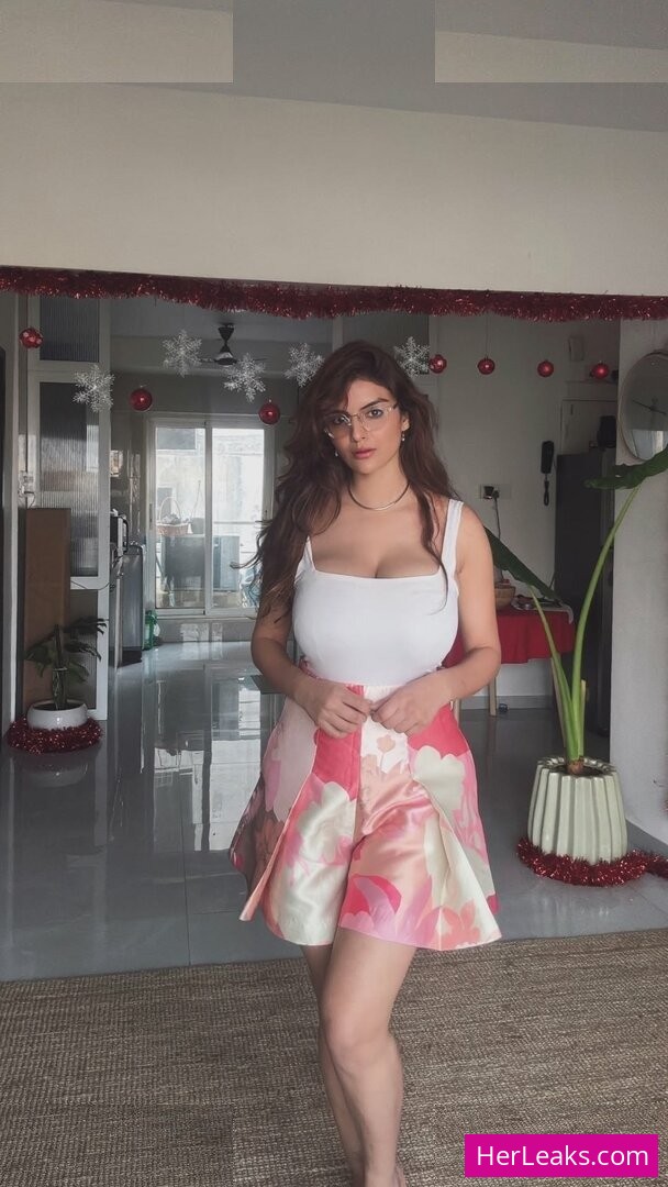 Anveshi Jain - Image 62