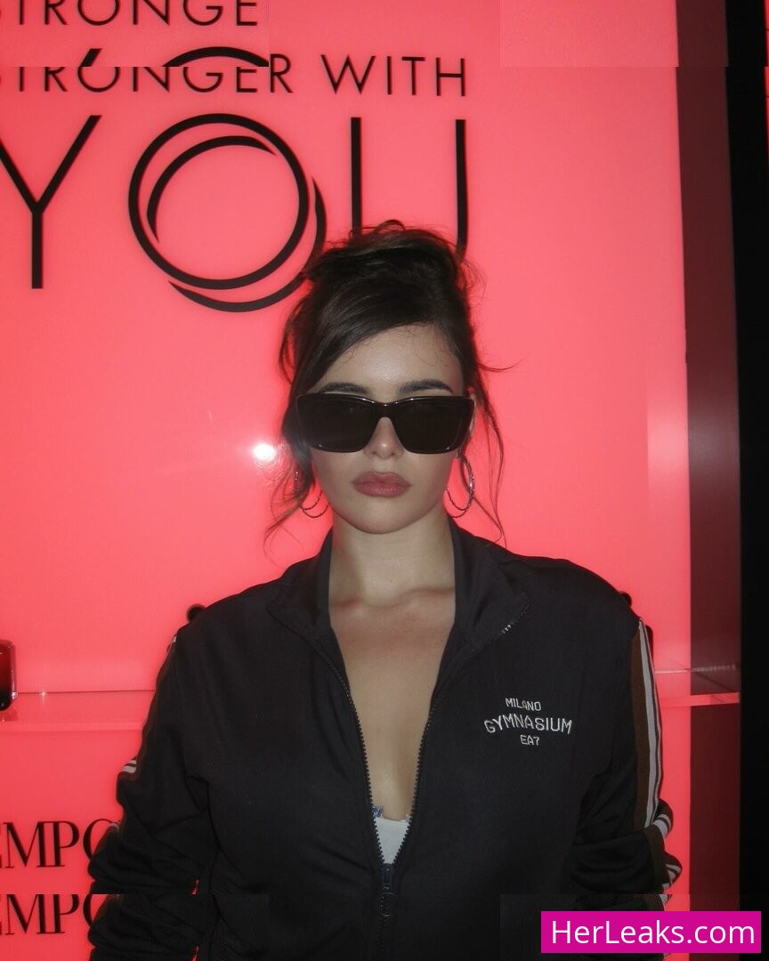 Barbie Ferreira - Image 170