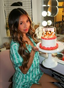 Bella Luu - Image 15