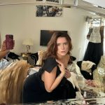 Bella Thorne - Image 2