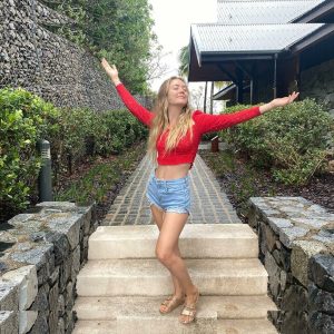 Billie Lourd - Image 39