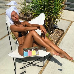 Brit Manuela - Image 157