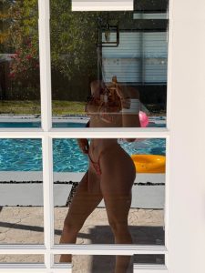 Brit Manuela - Image 152