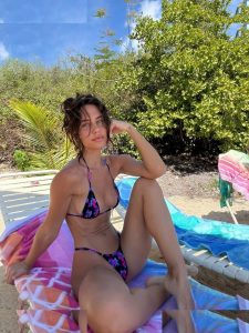 Brit Manuela - Image 86