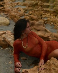 Brit Manuela - Image 22