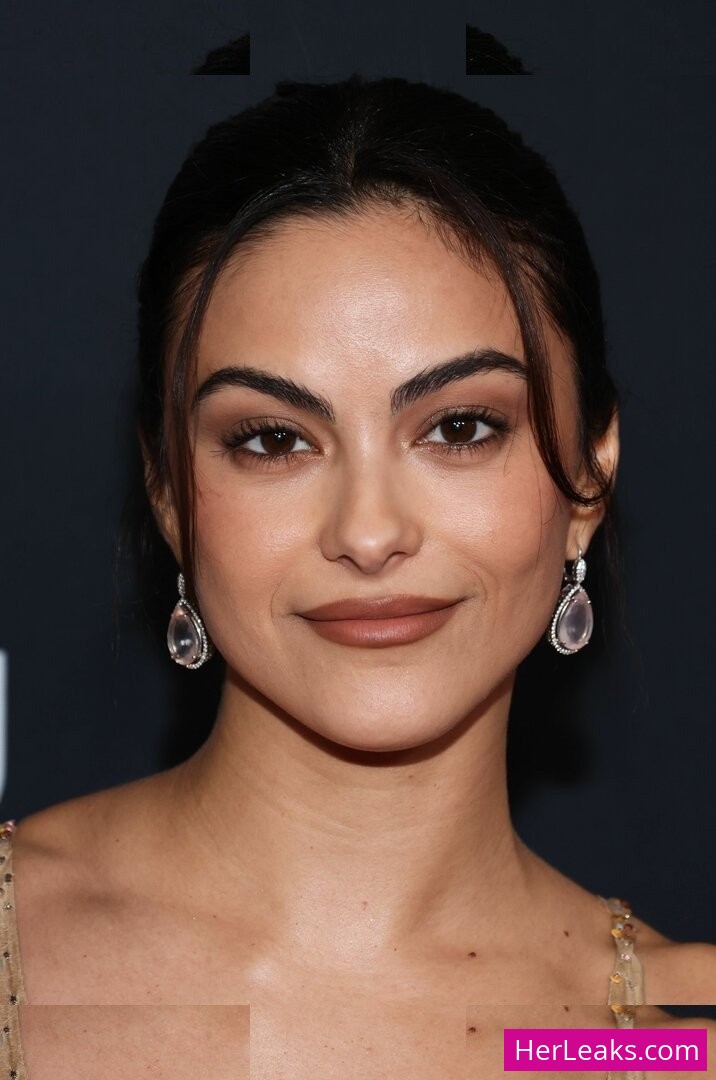 Camila Mendes - Image 78