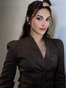 Camila Mendes - Image 58