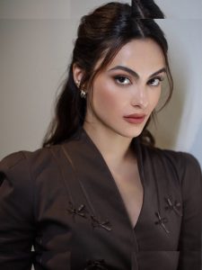 Camila Mendes - Image 57